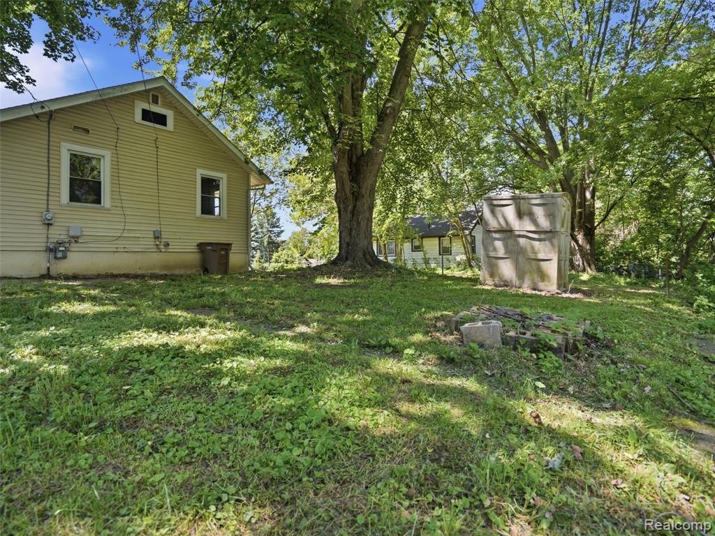 45 Kemp Street, Pontiac, MI 48342 — Photo 23