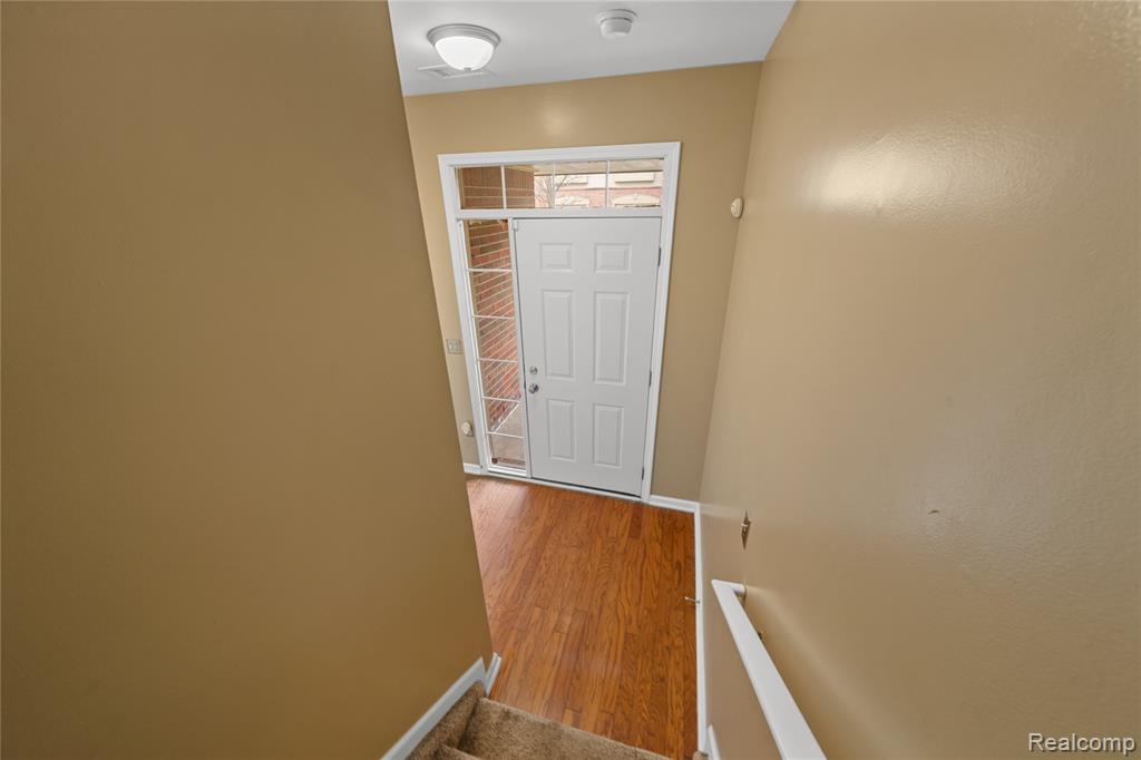 47408 PEMBROKE Drive, Canton, MI 48188 — Photo 29