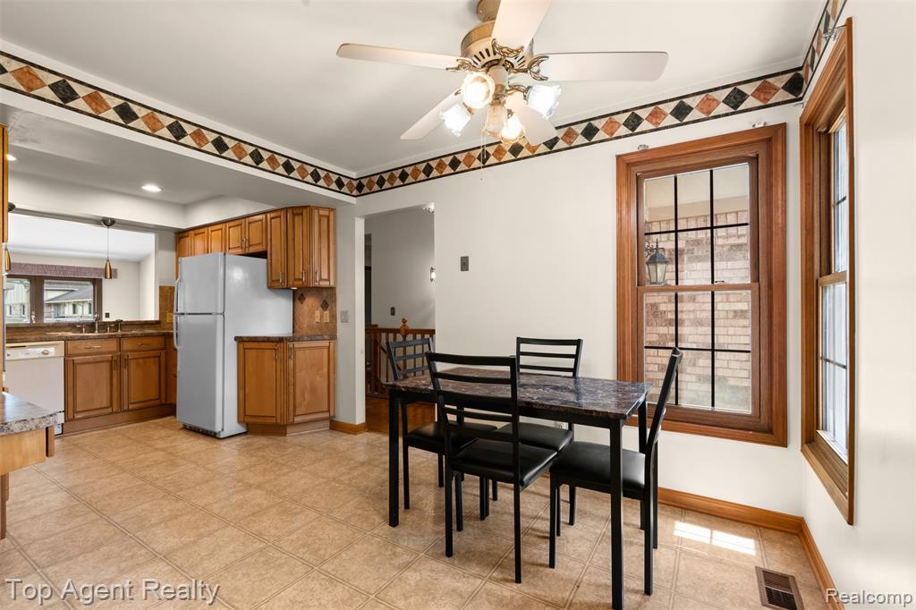 42618 Cassin Way, Clinton Twp, MI 48038 — Photo 12