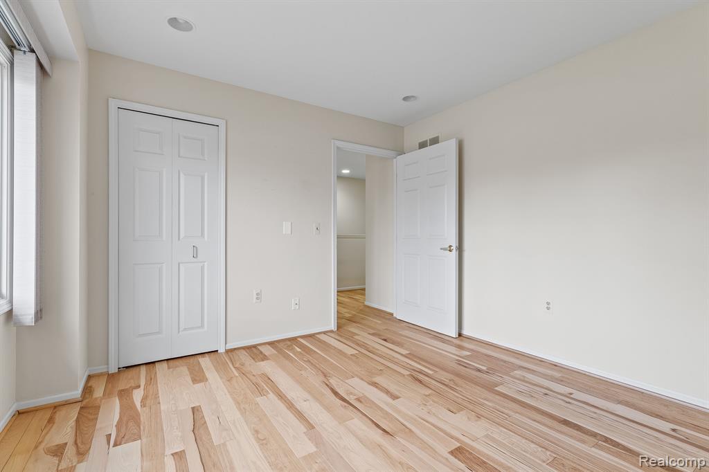 21429 ARCHWOOD Circle, 21, Farmington Hills, MI 48336 — Photo 7