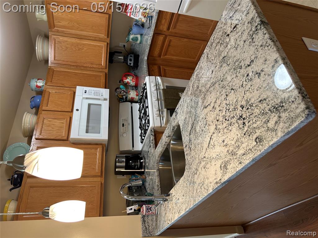 41011 Williams Street, 246, Grand Blanc, MI 48439 — Photo 28