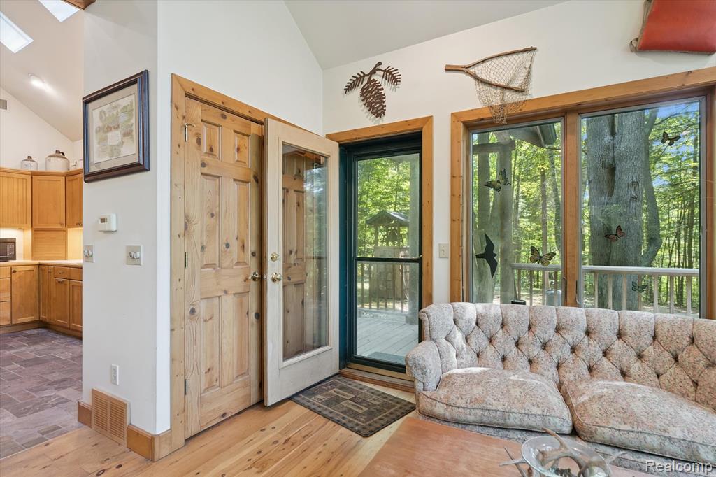 267 W Barnes Lake Road, Columbiaville, MI 48421 — Photo 11