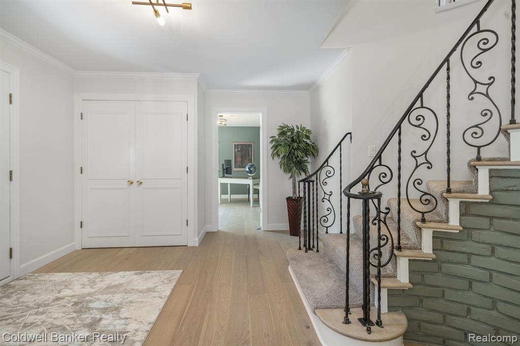 5679 Hunters Gate, Troy, MI 48098 — Photo 9
