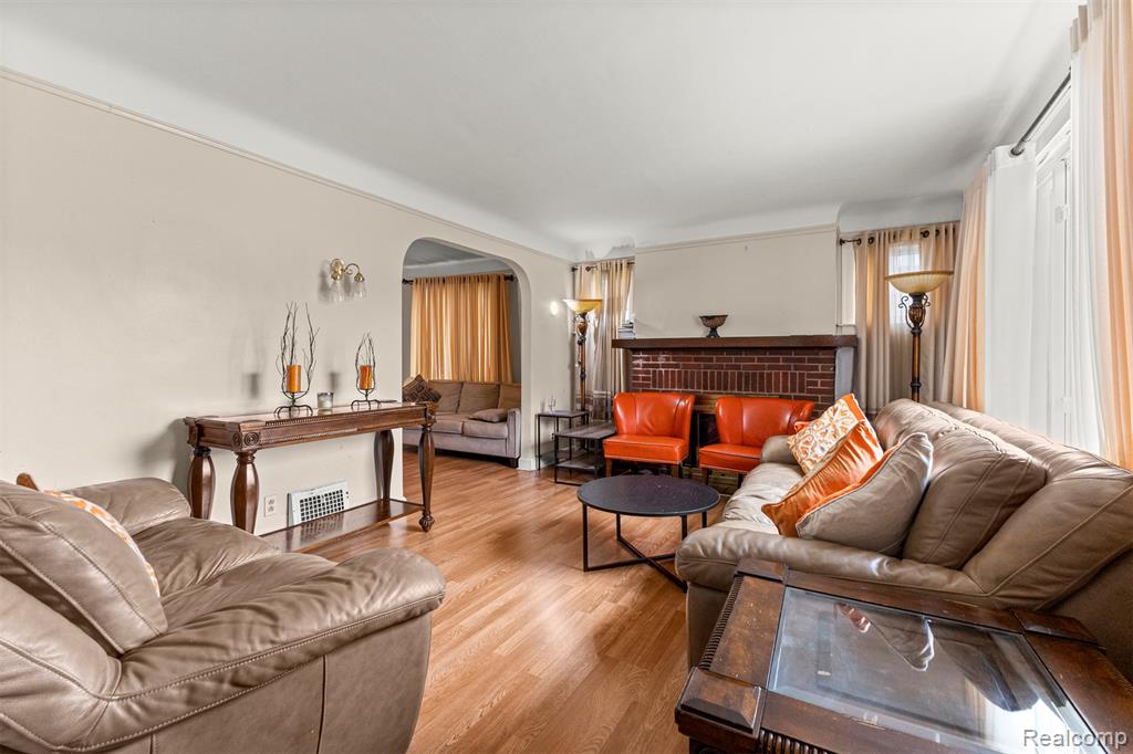 7914 WISCONSIN Street, Dearborn, MI 48126 — Photo 4