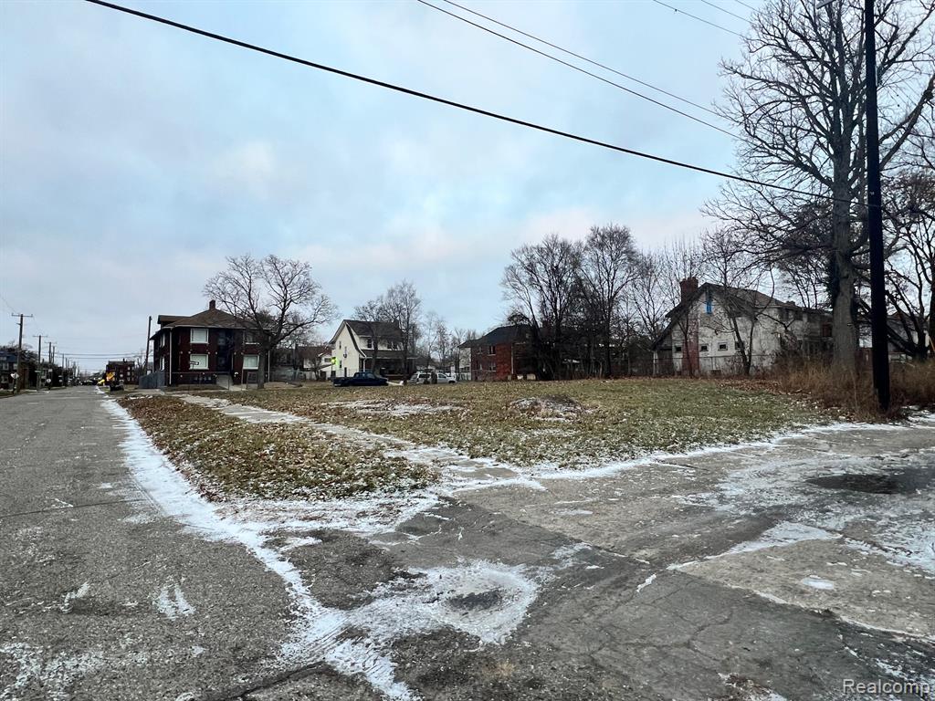 2814 25th Street - Photo 3