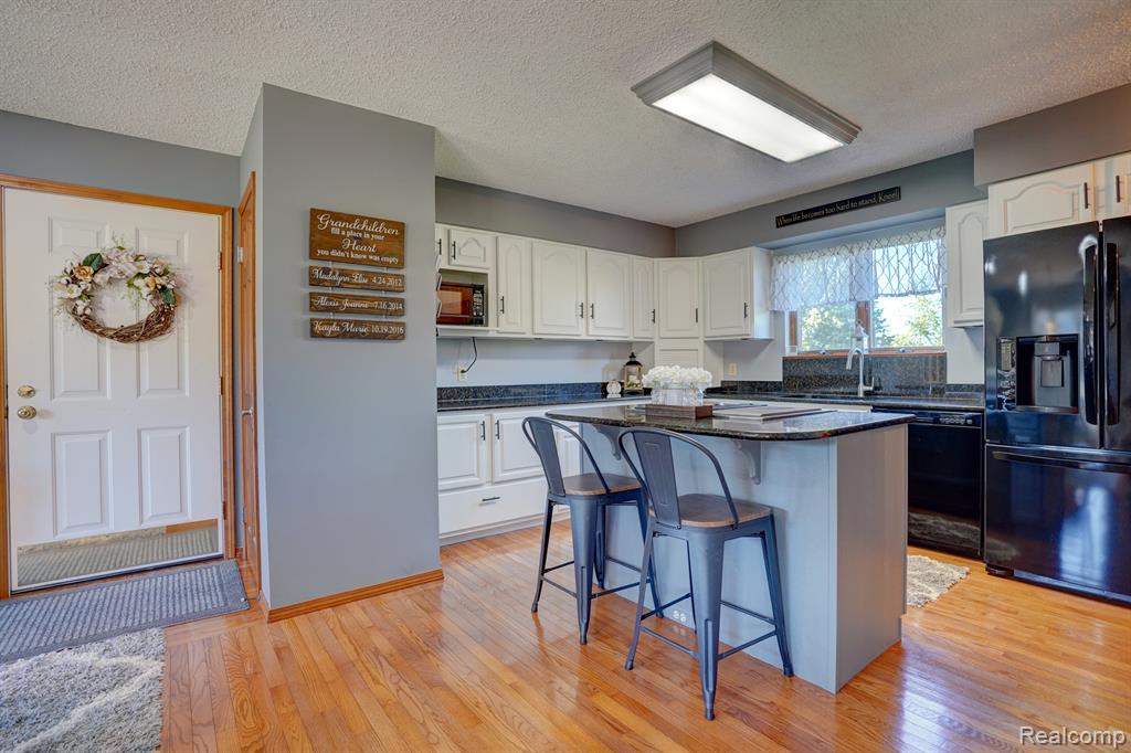 7282 E POTTER Road, Davison, MI 48423 — Photo 7