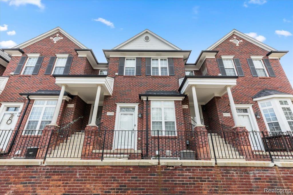 53230 PROVIDENCE E, Shelby Twp, MI 48316 — front exterior