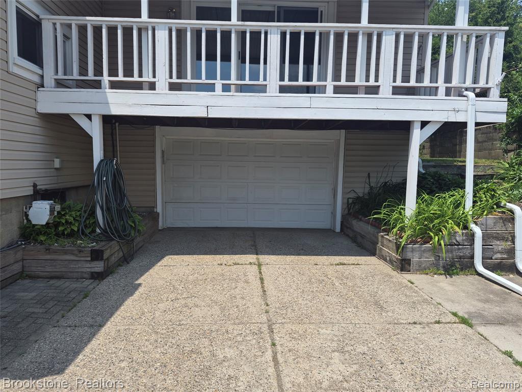 612 Buena Vista Avenue, Lake Orion, MI 48362 — Photo 21