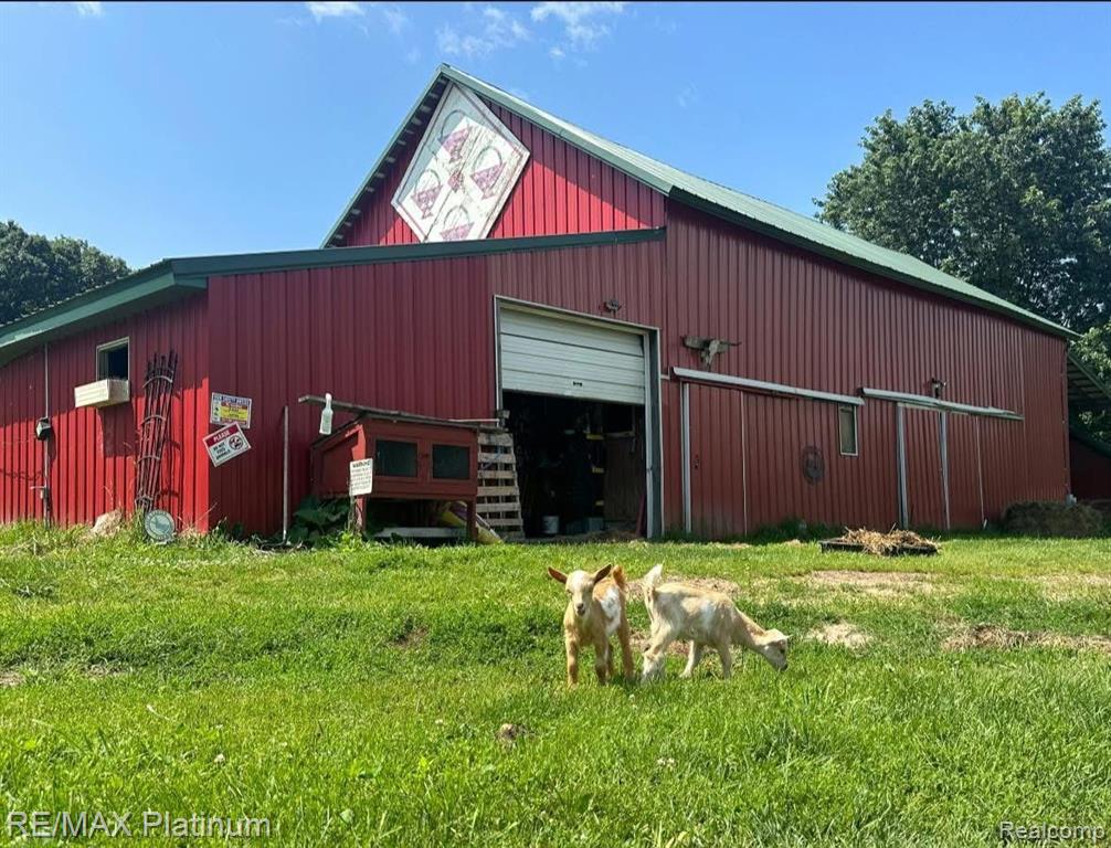 536 N CEDAR Road, Fowlerville, MI 48836 — Photo 68