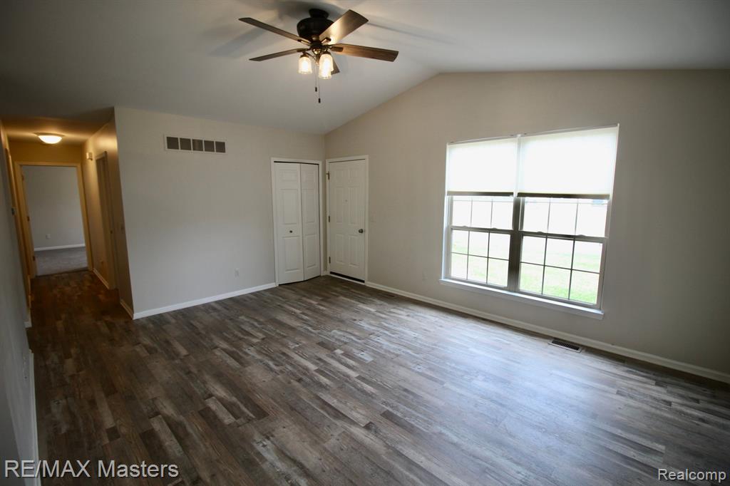 14071 Watersway, Gibraltar, MI — Photo 5