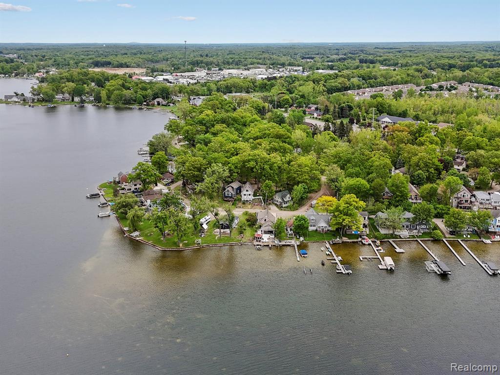 5332 WILDWOOD Drive, Howell, MI 48843 — Photo 20