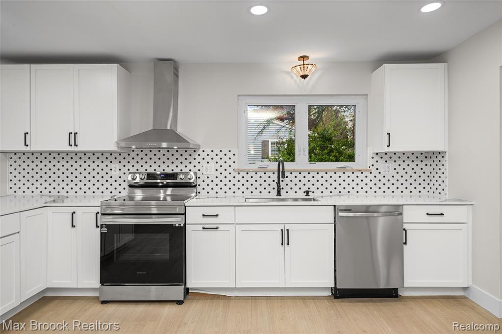 1874 Hopkins Drive, Wixom, MI 48393 — Photo 14