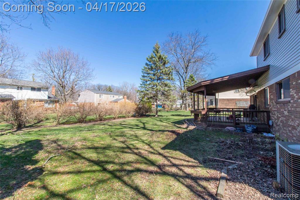 845 Longfellow Drive, Troy, MI 48085 — Photo 42