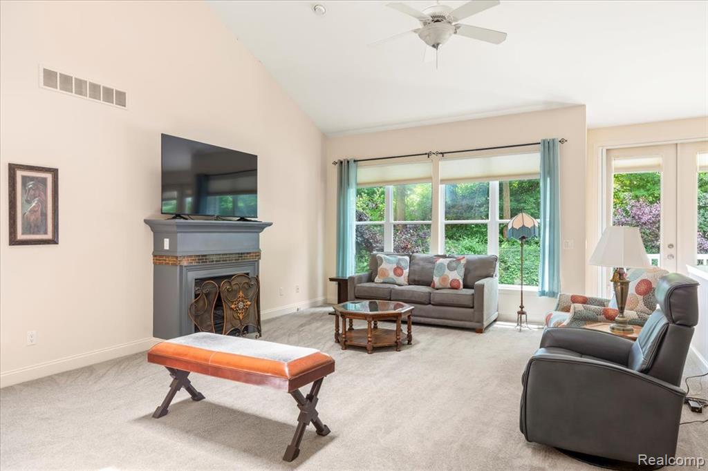 118 Fox Hollow Drive, Metamora, MI 48455 — Photo 11