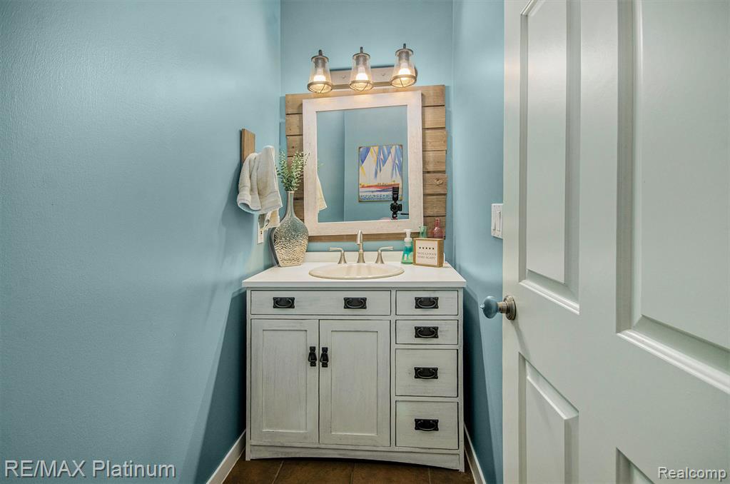 4090 ROLLING ACRES DRIVE, Hartland, MI 48353 — Photo 14