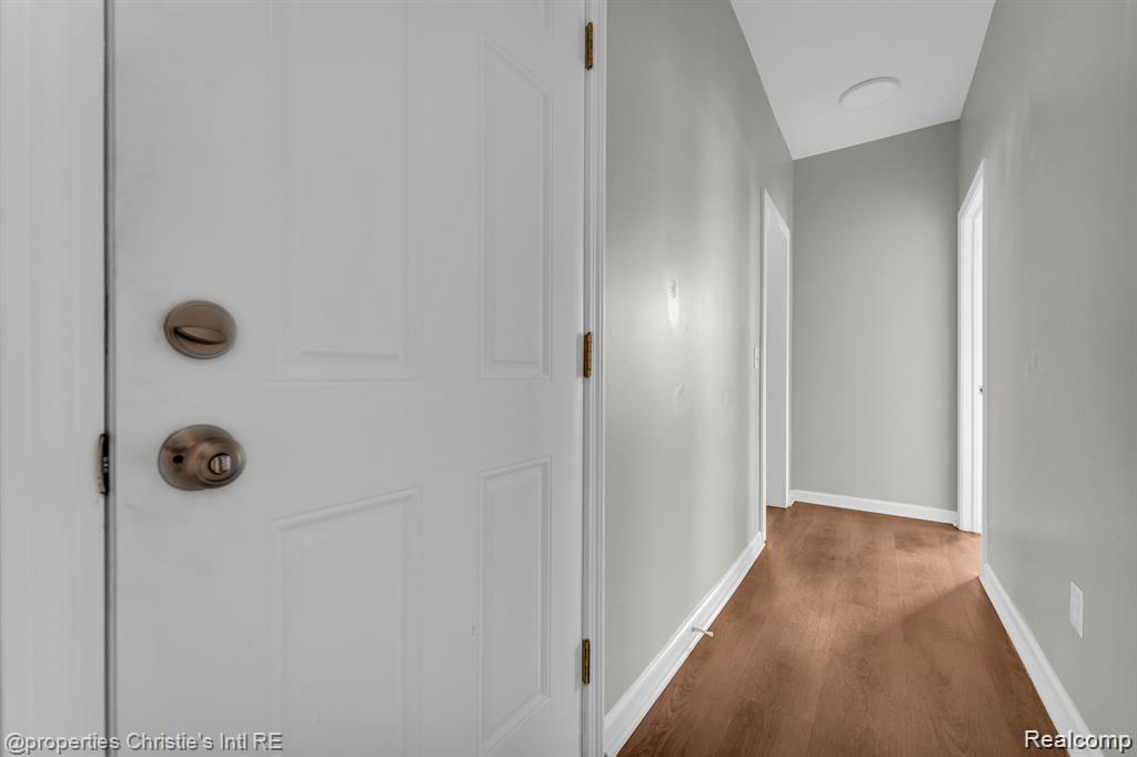 2508 Clairmount, Detroit, MI 48206 — Photo 9