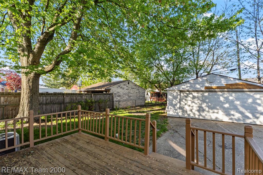 7919 Harding Street, Taylor, MI 48180 — Photo 9