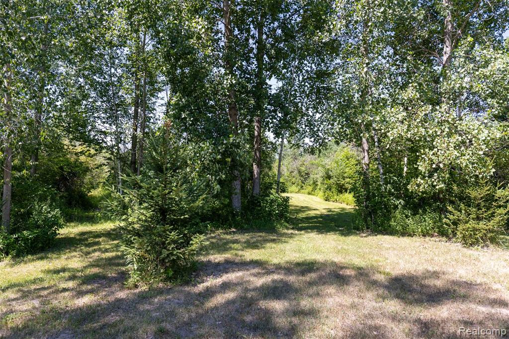 408 Columbiaville Road, Columbiaville, MI 48421 — Photo 11
