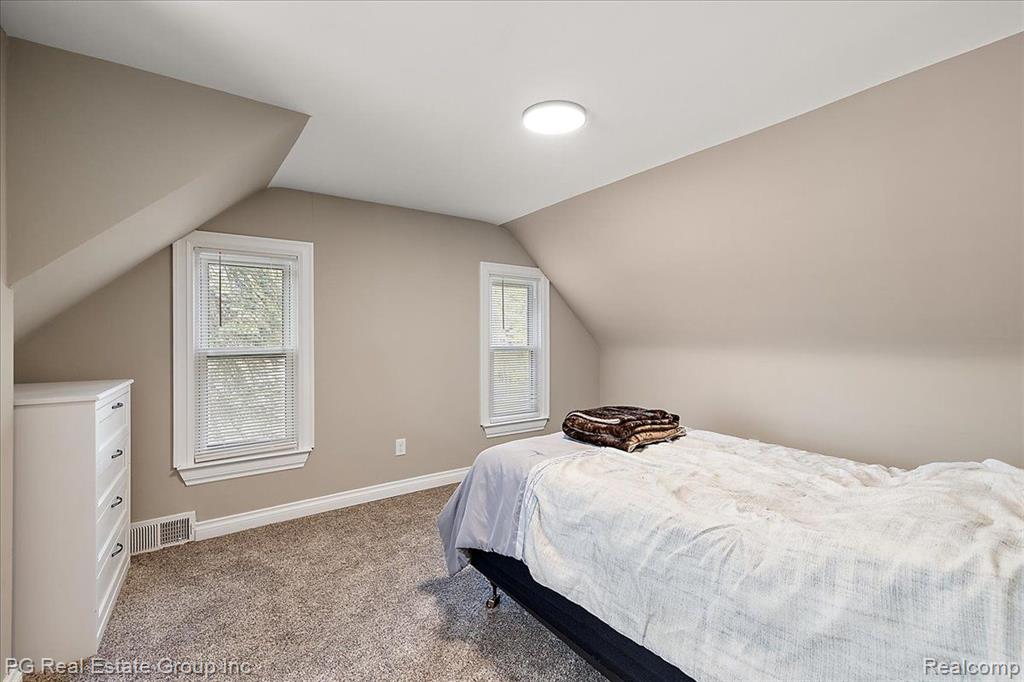 57 ORMSBY, Waterford, MI 48327 — Photo 32