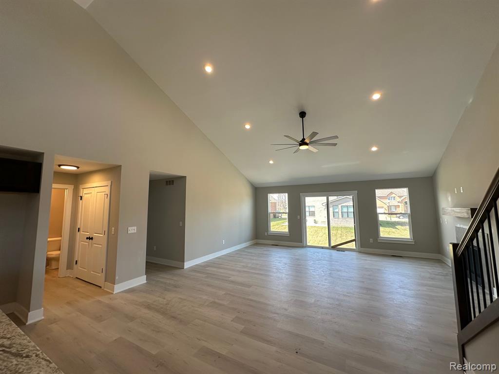 4602 ORVILLE Drive, Trenton, MI 48183 — Photo 7