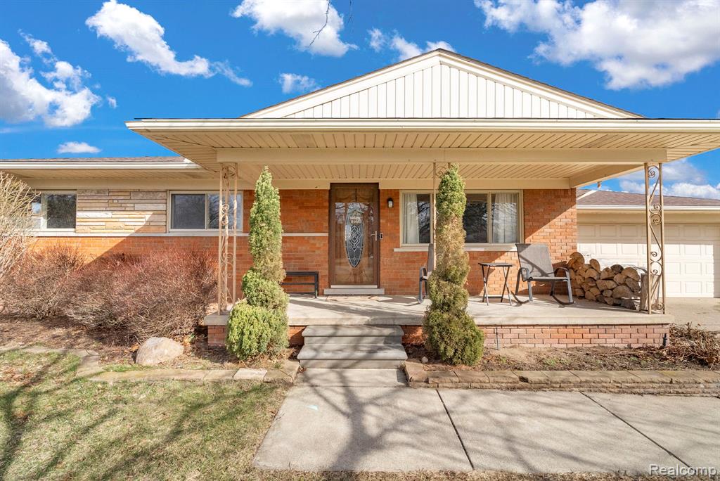 8133 Southfield Drive, Shelby Twp, MI 48316 — Photo 4