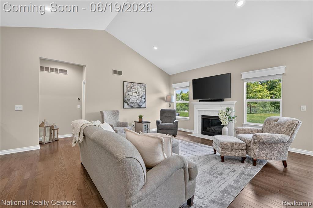 740 N Mill Street, South Lyon, MI 48178 — Photo 10