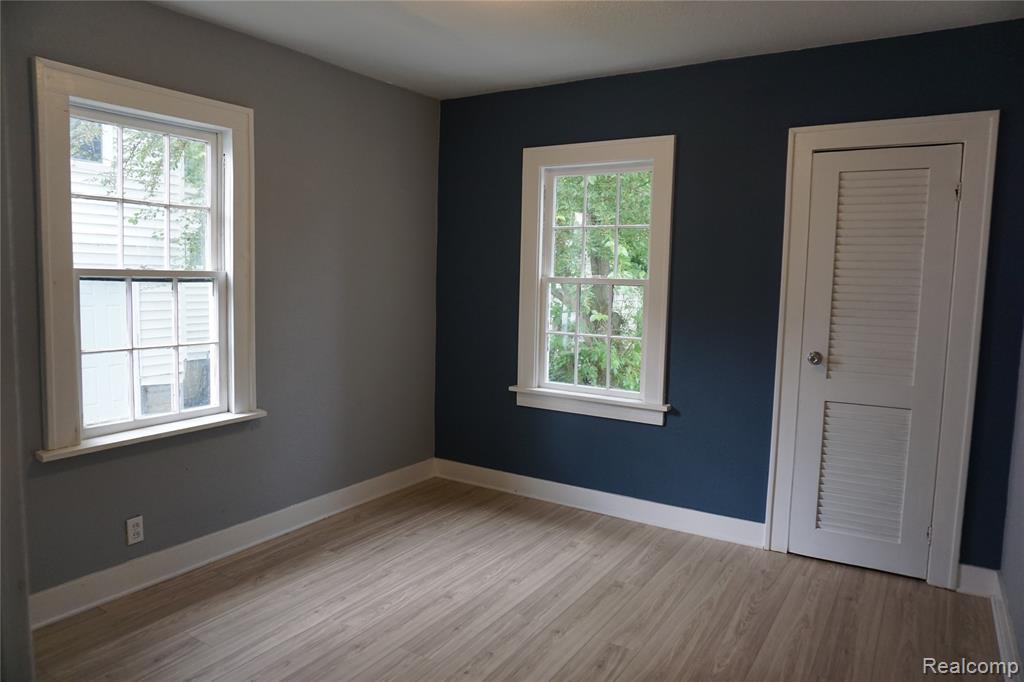 4209 CUSTER Avenue, Flint, MI 48507 — Photo 18