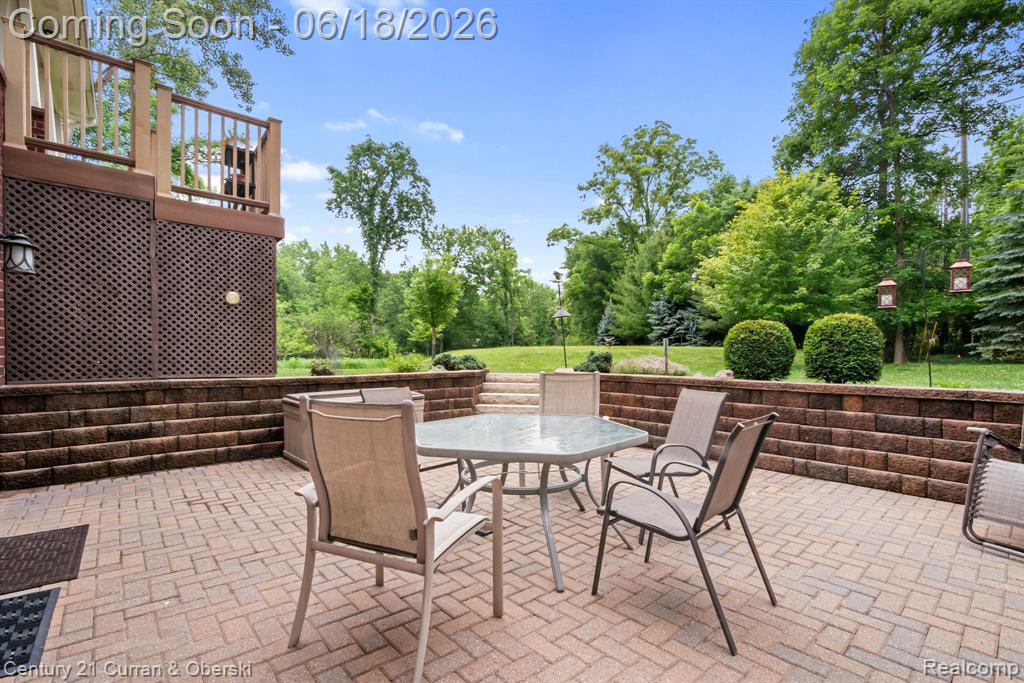 34225 Thornbrook Drive, Farmington, MI 48335 — Photo 62