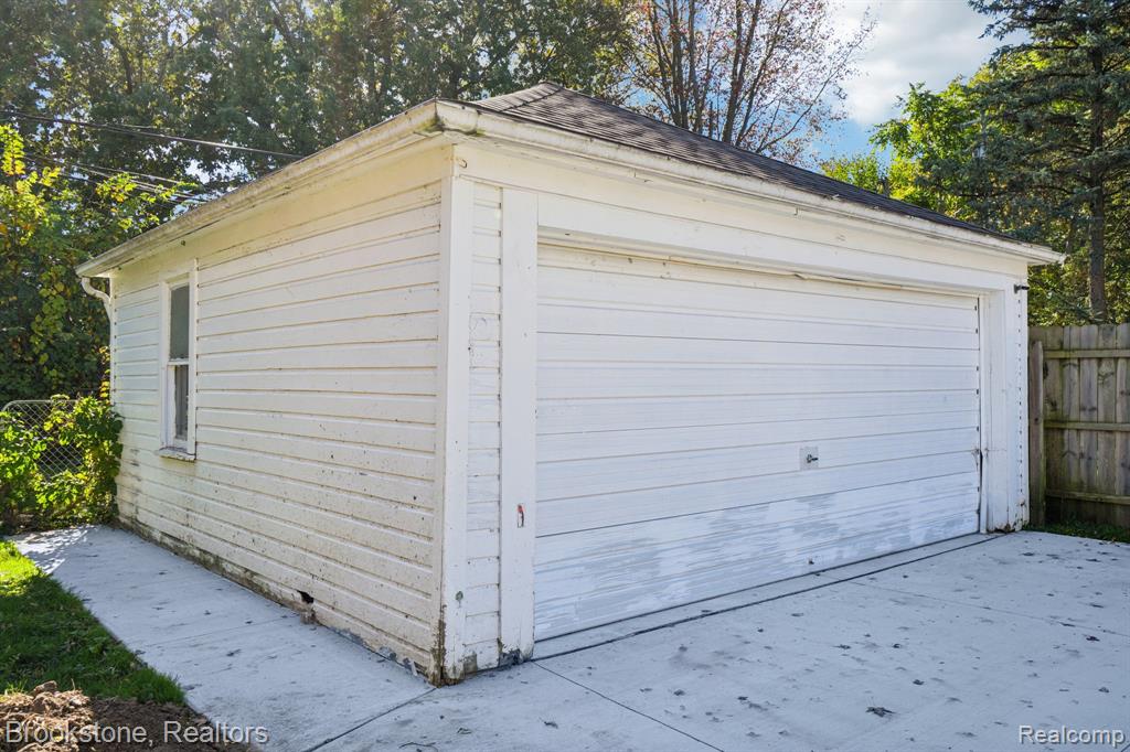 13380 Kilbourne Street, Detroit, MI 48213 — Photo 29