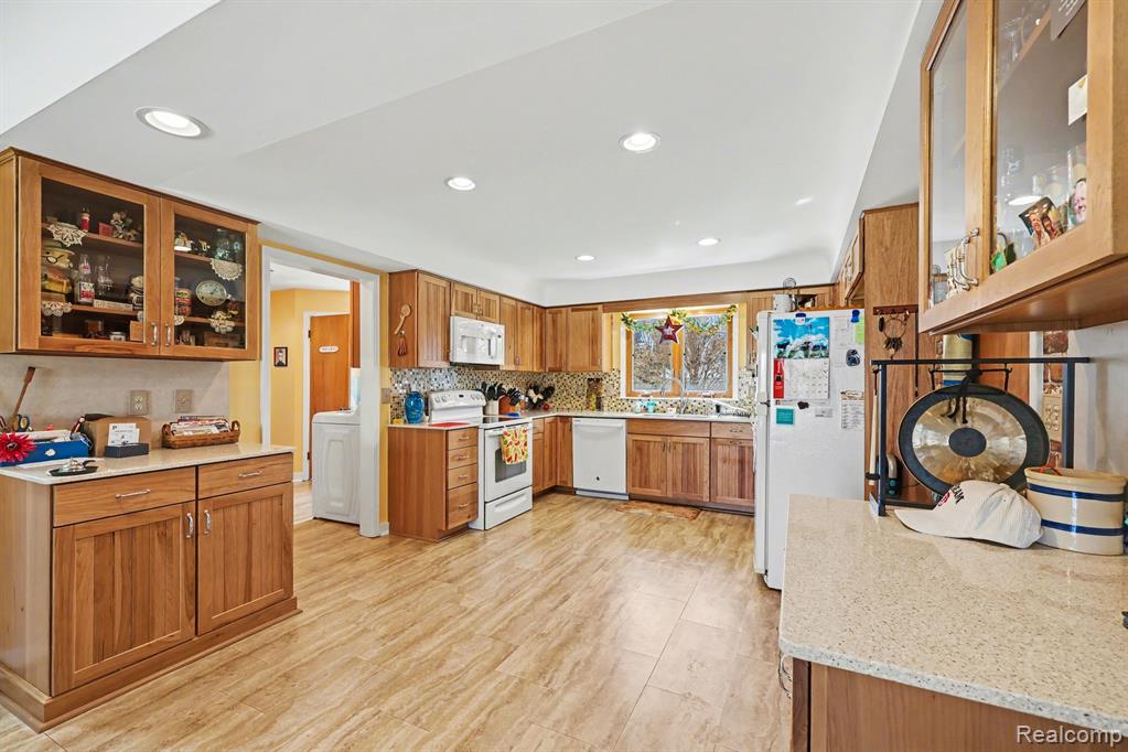5700 24 Mile Road, Shelby Twp, MI 48316 — Photo 13