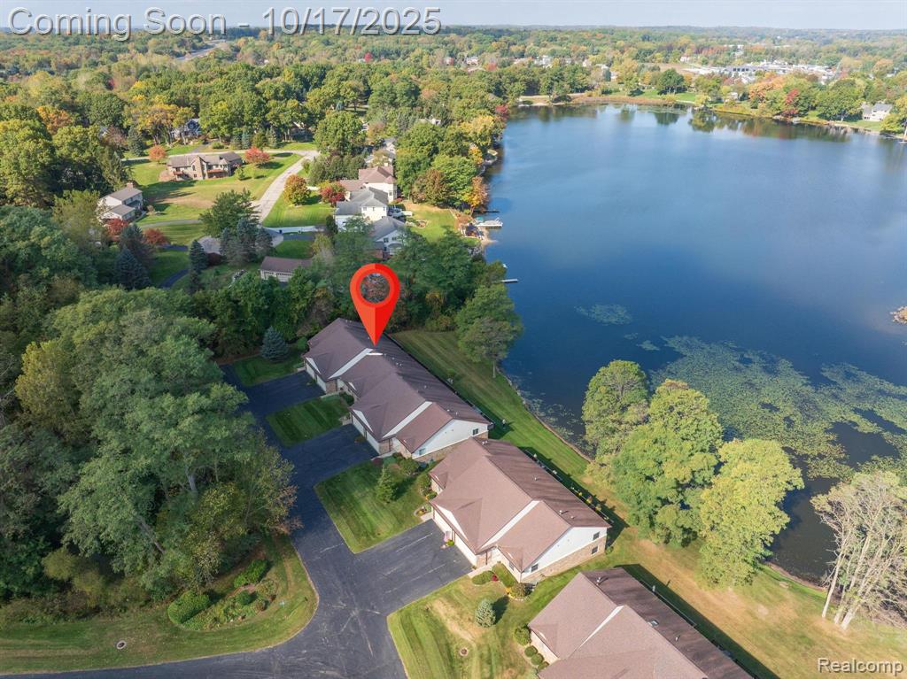 7109 Bluewater Drive, Clarkston, MI 48348 — Photo 2