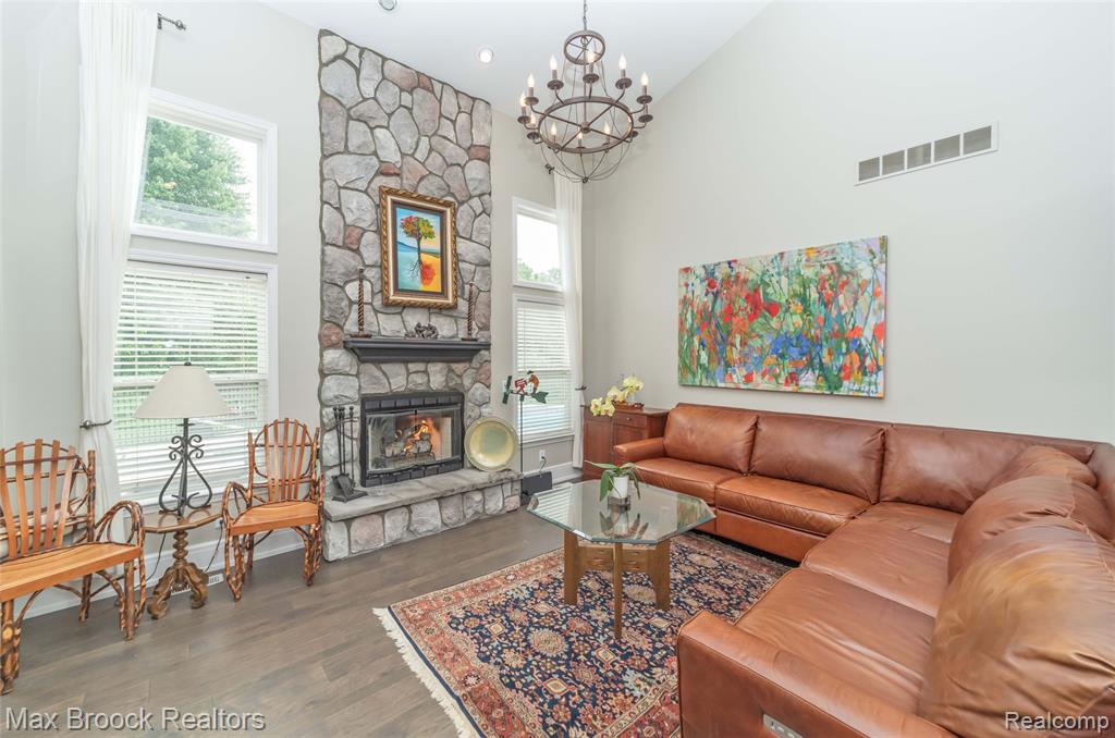 1478 Courtney Court, Hartland, MI 48353 — Photo 19