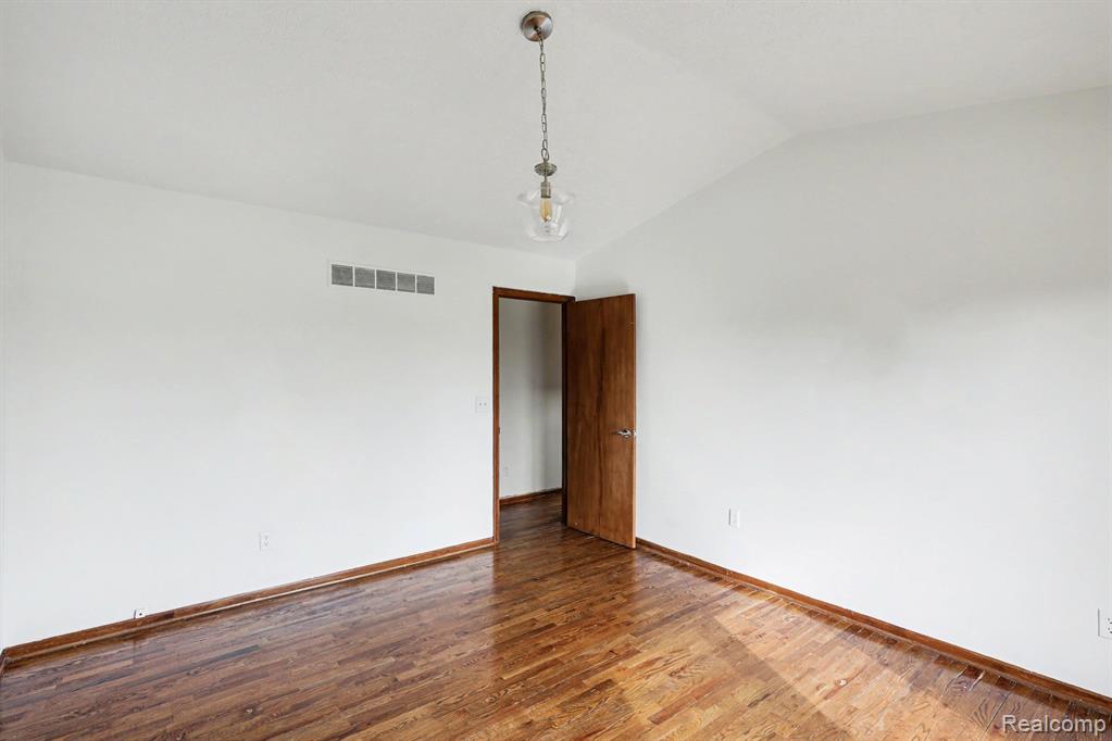 4624 Breen Road, Emmett, MI 48022 — Photo 14