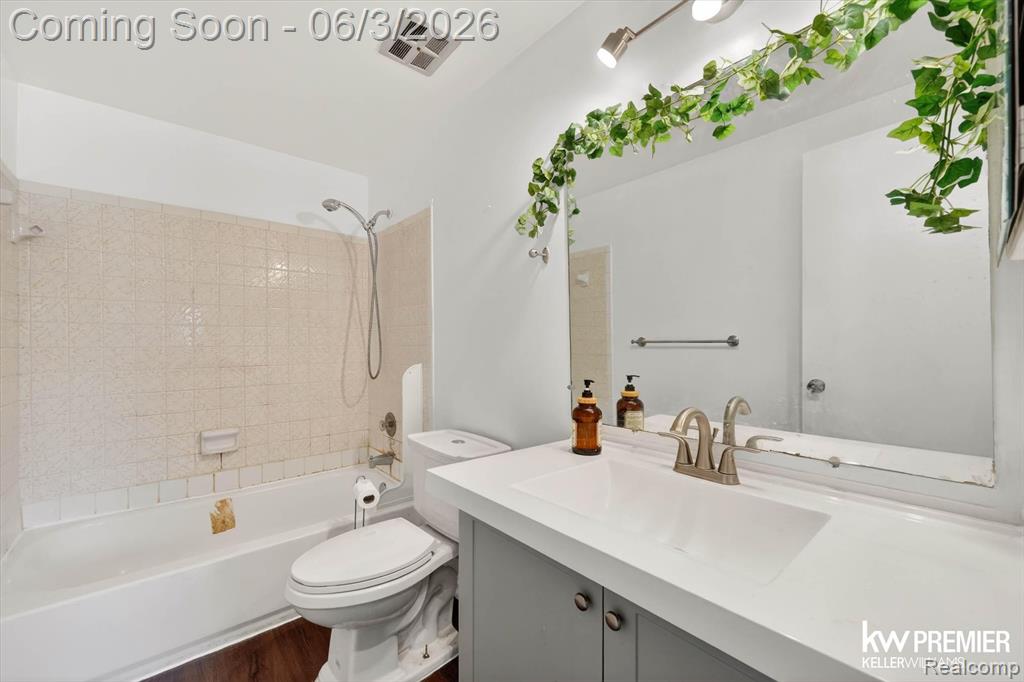 955 Kirts Boulevard, Troy, MI 48084 — Photo 28