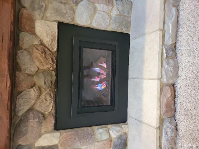 13757 Bridgewater Court, South Lyon, MI 48178 — Photo 15