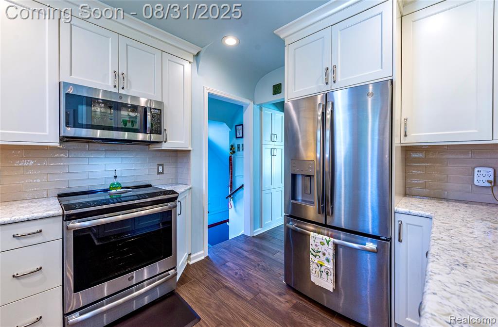 4328 Arden Place, Royal Oak, MI 48073 — Photo 6