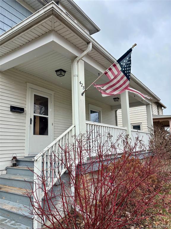 425 Fern Court, Monroe, MI 48162 — front exterior
