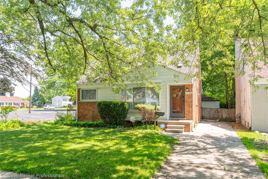 9388 Salem, Redford, MI 48239 — Photo 27