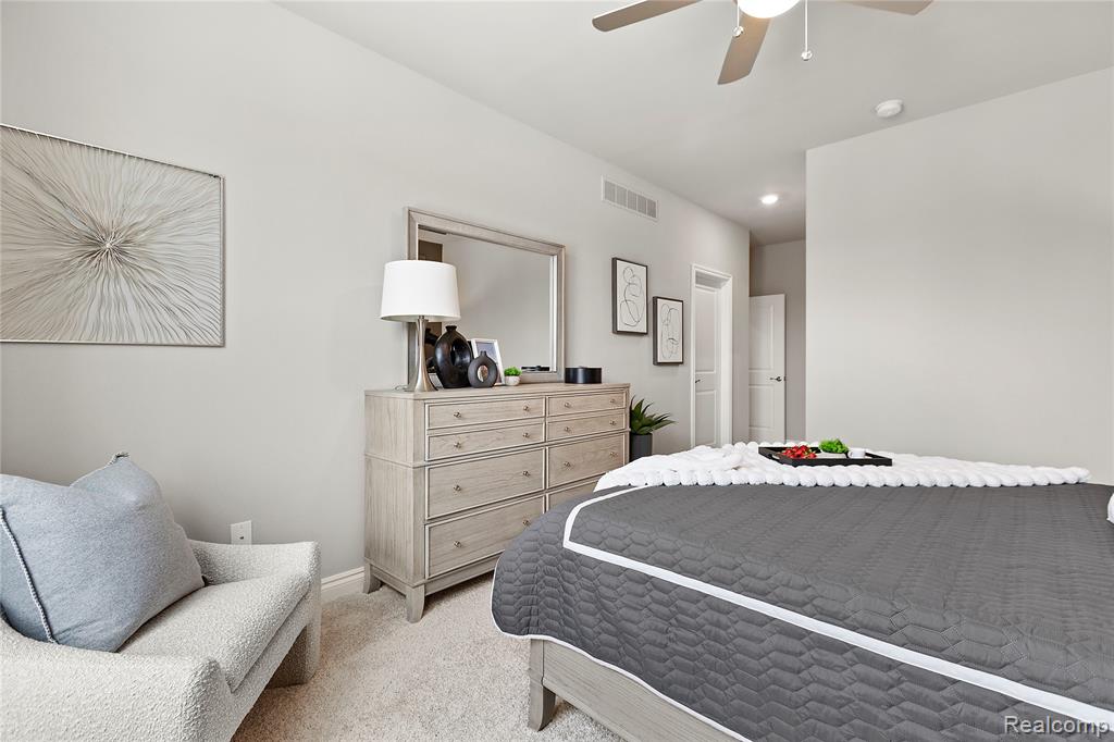 9936 Crossview Trail, 185, Howell, MI 48855 — Photo 6
