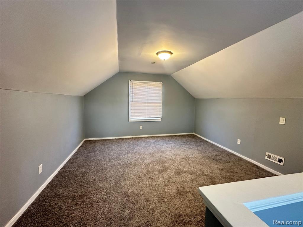8685 Vaughan Street, Detroit, MI 48228 — Photo 11