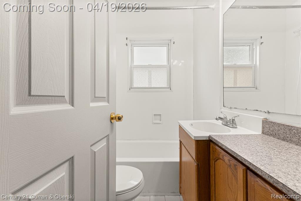 774 Corwin Court, Pontiac, MI 48340 — Photo 15