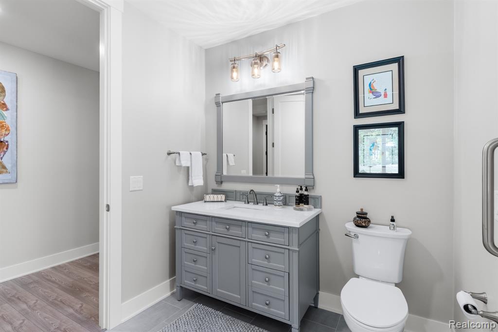 2031 Ottawa Beach Road, Holland, MI 49424 — Photo 16