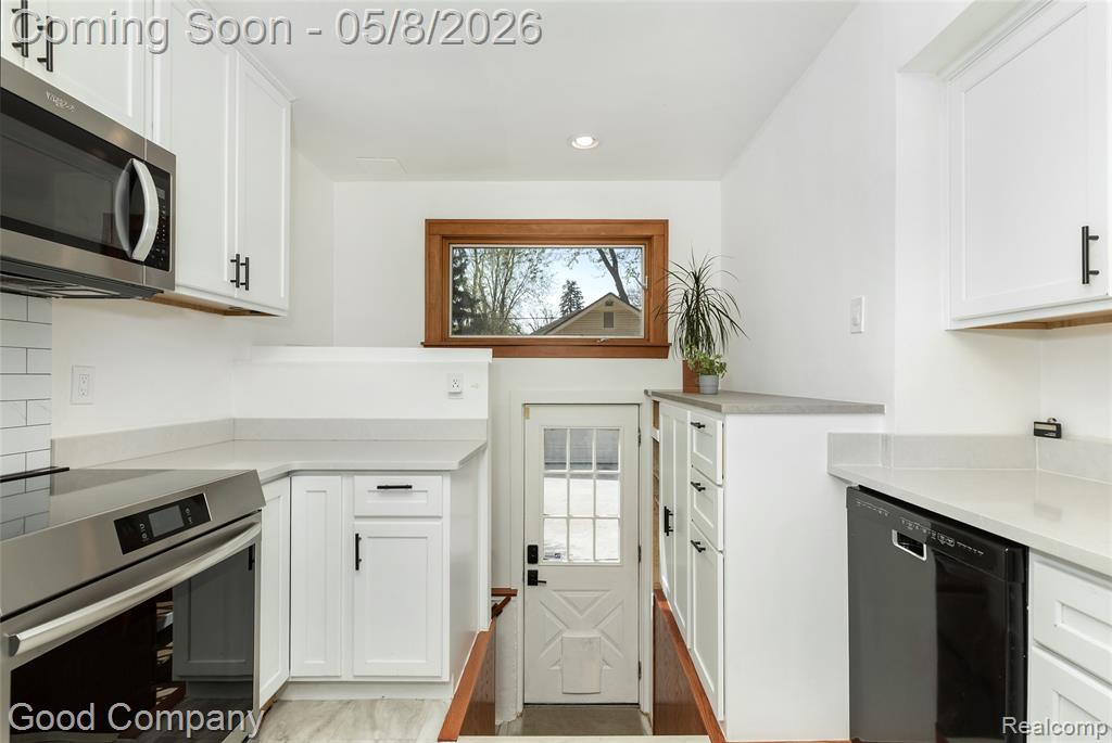 621 W Hazelhurst Street, Ferndale, MI 48220 — Photo 14