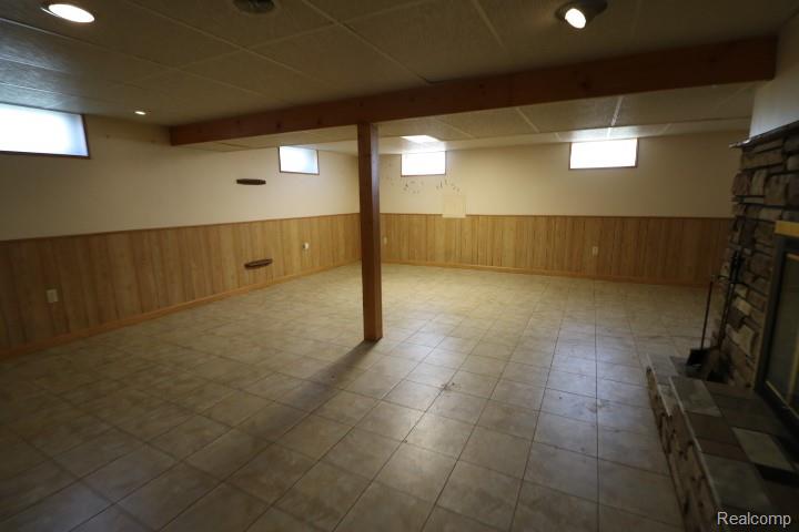 5482 Shamrock Lane, Flint, MI 48506 — Photo 13