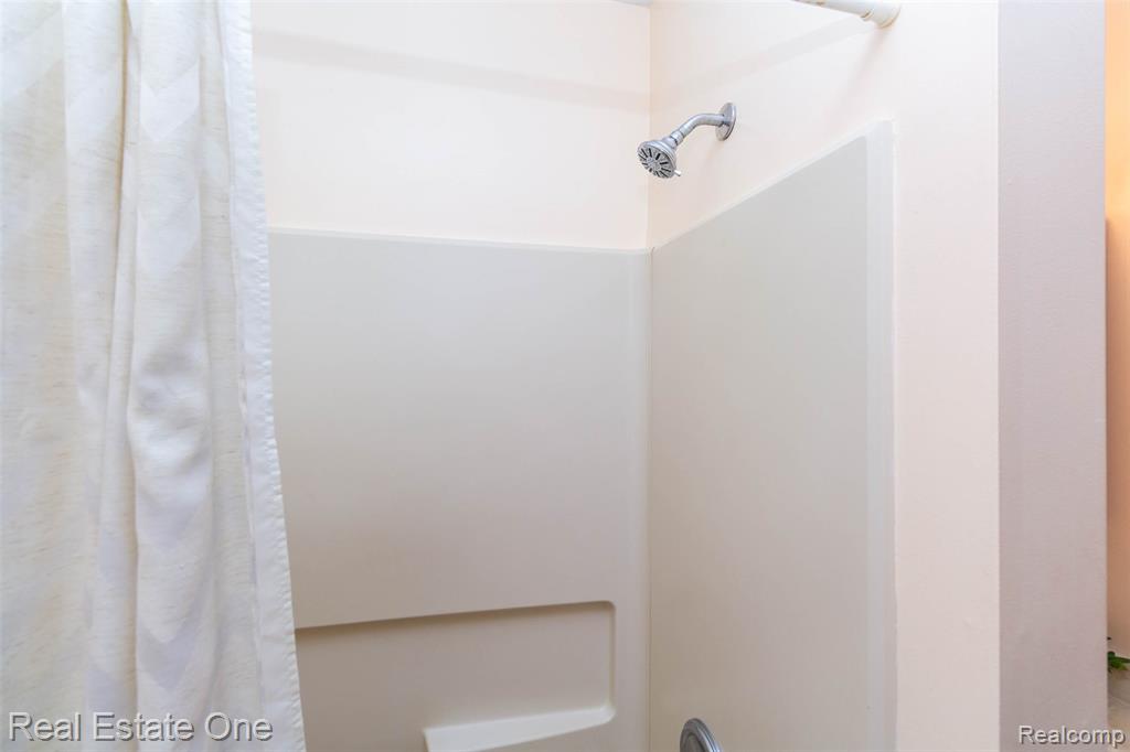 3306 Muirfield Circle, White Lake, MI 48383 — Photo 48