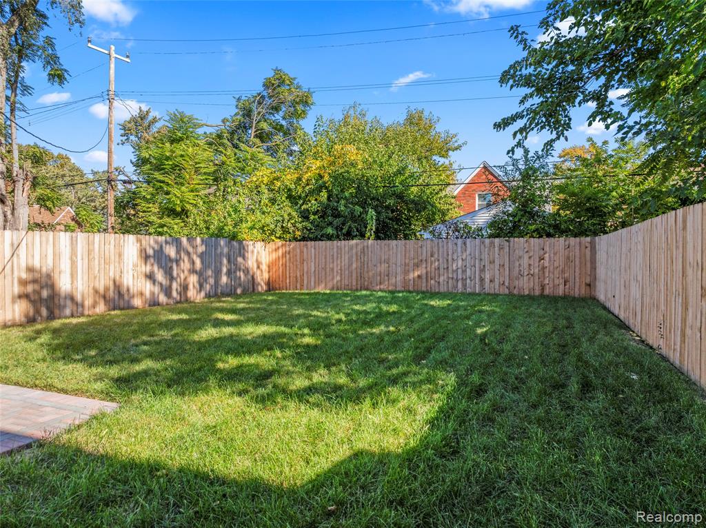 18300 Prairie Street, Detroit, MI 48221 — Photo 34