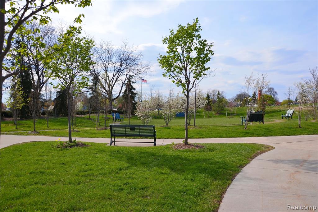 995 Pierce Street, Birmingham, MI 48009 — Photo 46