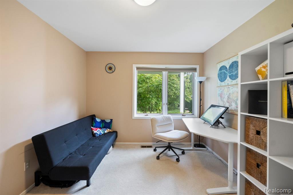 4540 Rolling Pine Court, West Bloomfield, MI 48323 — Photo 13