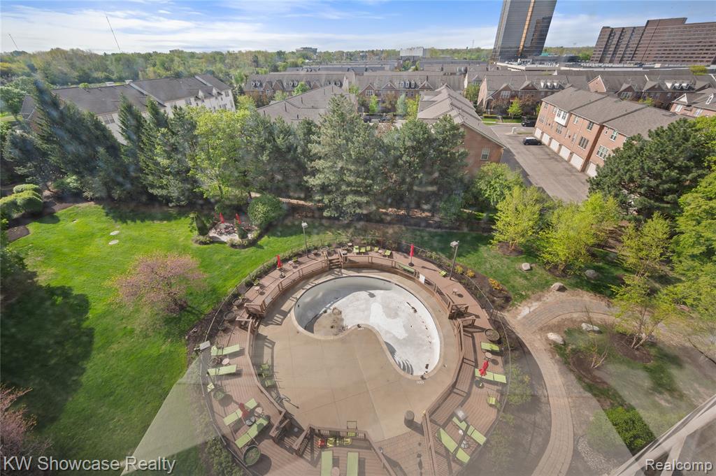5000 Town Center Center, 703, Southfield, MI 48075 — Photo 29