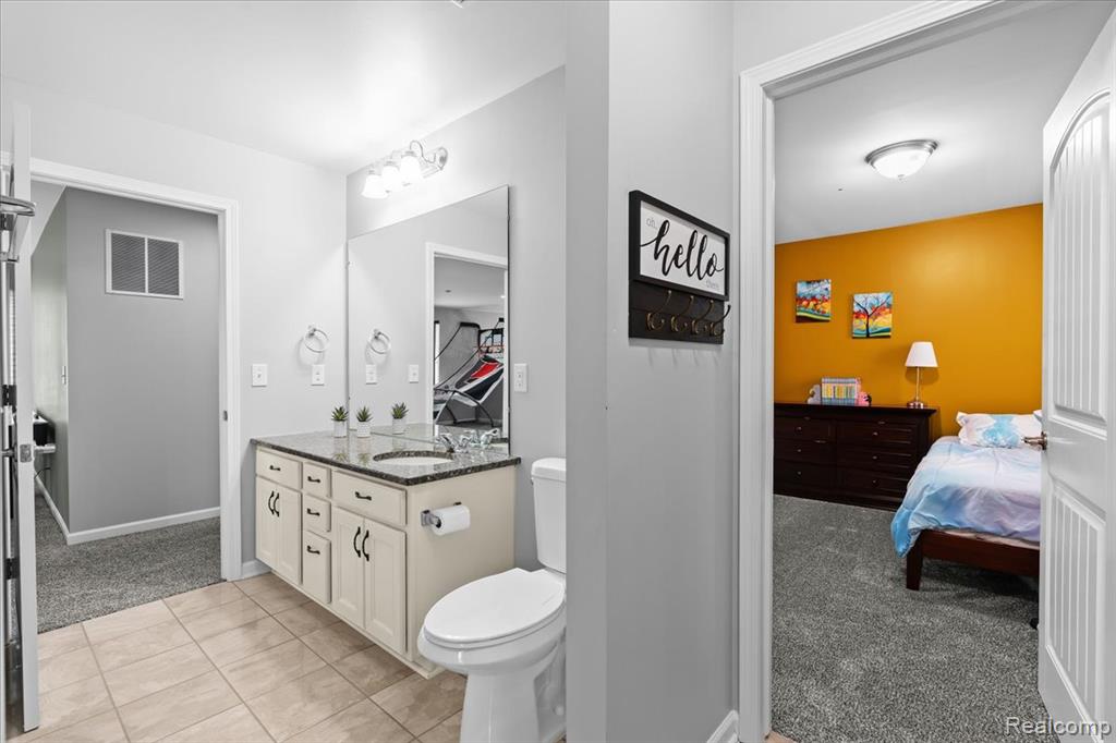 49645 Hartwick Drive, Novi, MI — Photo 33